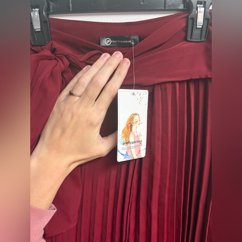 NWT PrettyGarden Burgundy Pleated Asymmetrical Midi Skirt Size XL - Picture 2 of 4